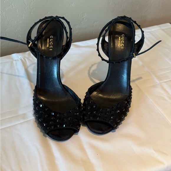 Gucci Black Studded Ankle Strap Peep-Toe Pumps – Size 39.5 - Picture 1 of 7